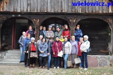 Zdjęcie uczestników wycieczki w Osieku